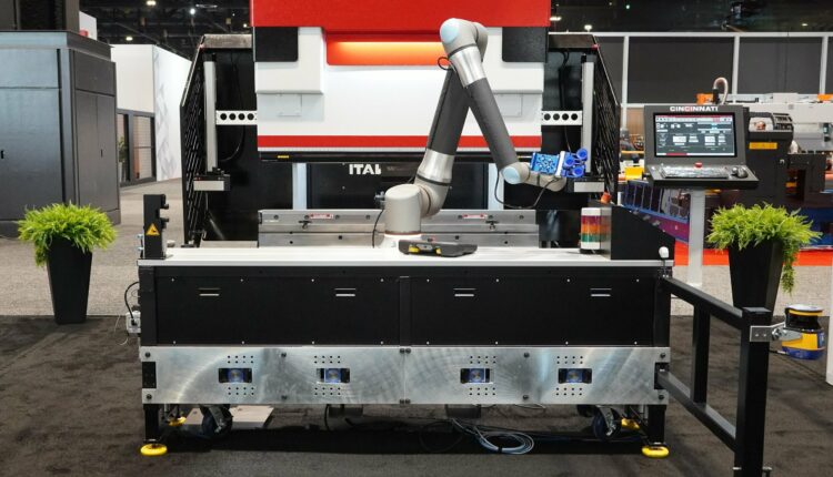 CINCINNATI EZ BEND™: Bringing automation to the shop floor through collaborative robotic technology Logo