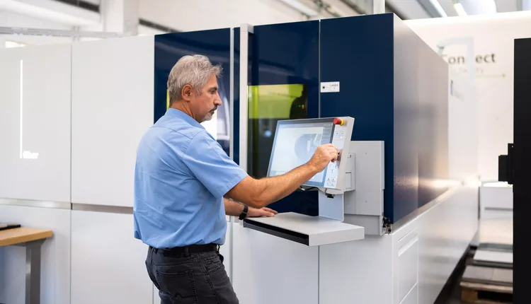 TRUMPF doubles the laser power of the TruLaser 5000 series to 24kW Logo