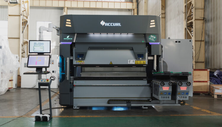 ACCURL launches a new electric press brake with IRIS PLUS BendVision technology Logo