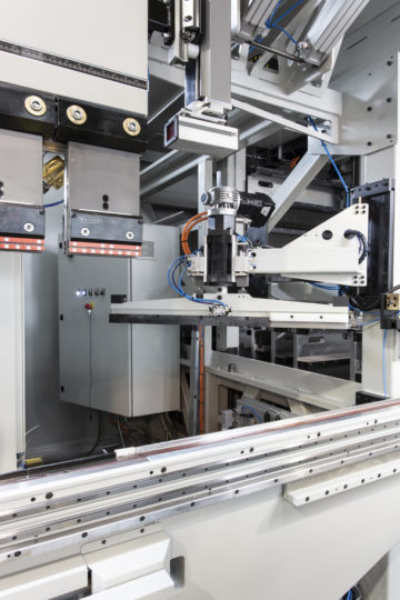 Warcom Tool-Master rotary bridge